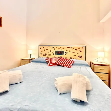 Hostdomus - Phil House - Sea View & Pool *