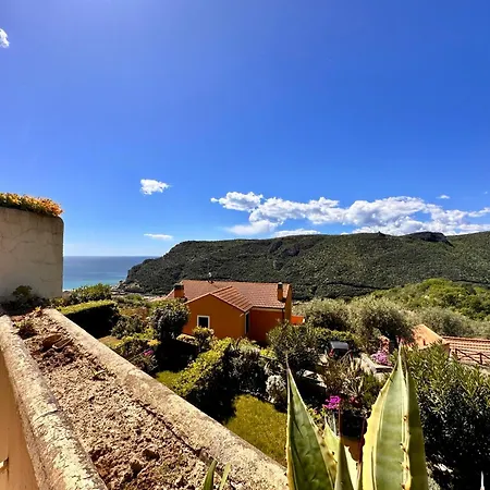 Hostdomus - Phil House - Sea View & Pool